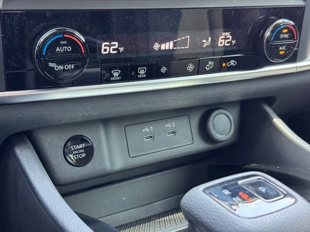 Used 2024 White Nissan SV image 29