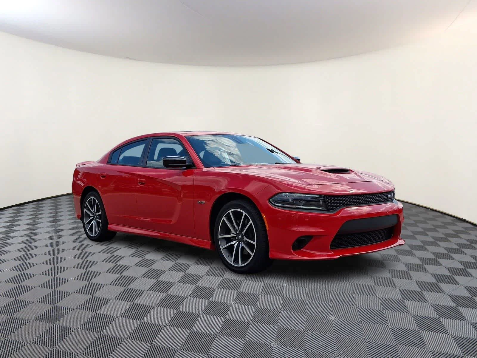 Used 2023 Torred Clearcoat Dodge R/T image 4