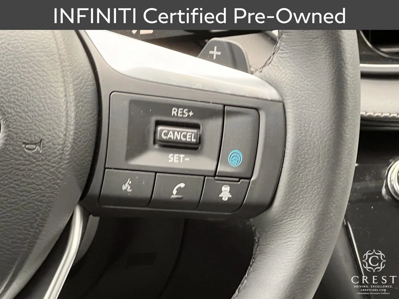 Certified Used 2025 Mineral Black INFINITI LUXE image 15