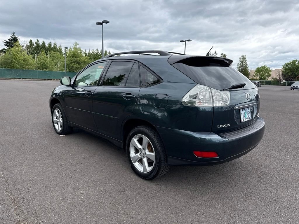 Used 2004 Black Forest Pearl Lexus 330 image 4