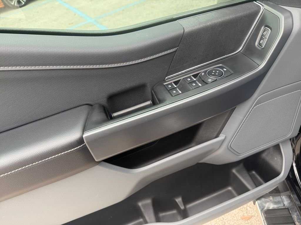 Used 2025 Black Ford XLT image 11