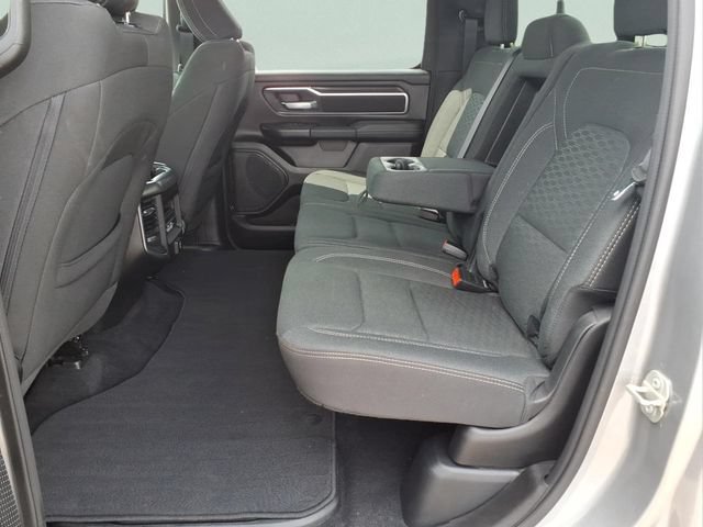 Used 2025  Ram Big Horn image 21