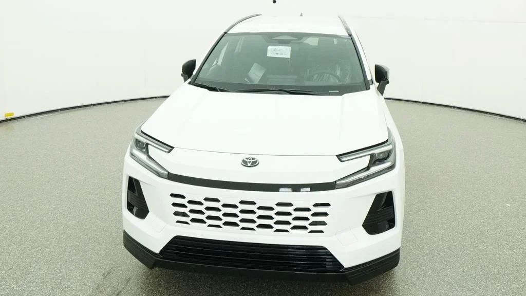 New 2026 Ice Cap Toyota SE image 7