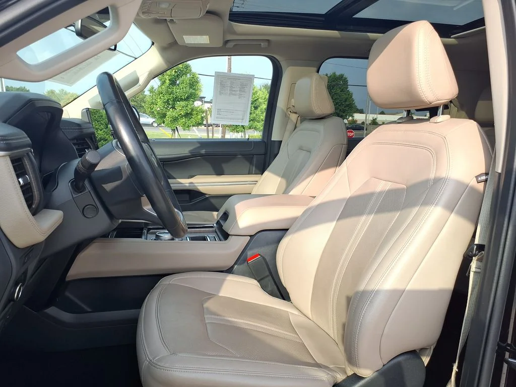 Used 2024 Black Ford Limited image 18