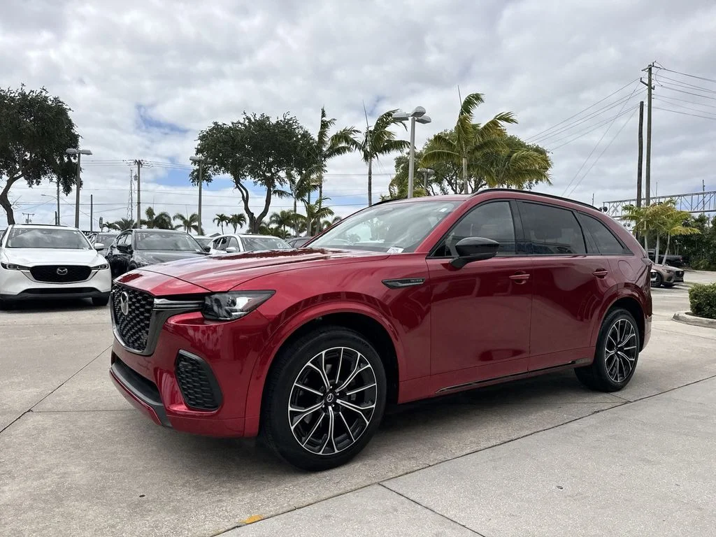 Certified Used 2025 Red Crystal Mazda 3.3 Turbo S Premium Plus image 28