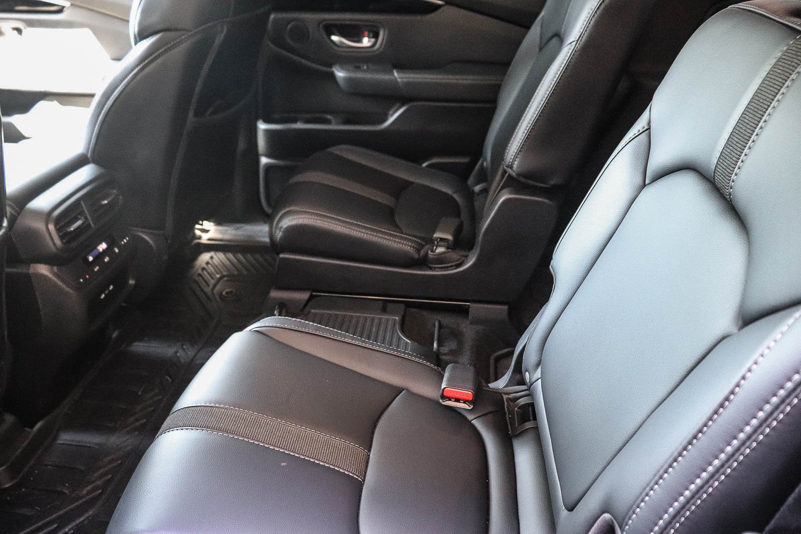 2025 Honda Pilot EX-L - Photo 57