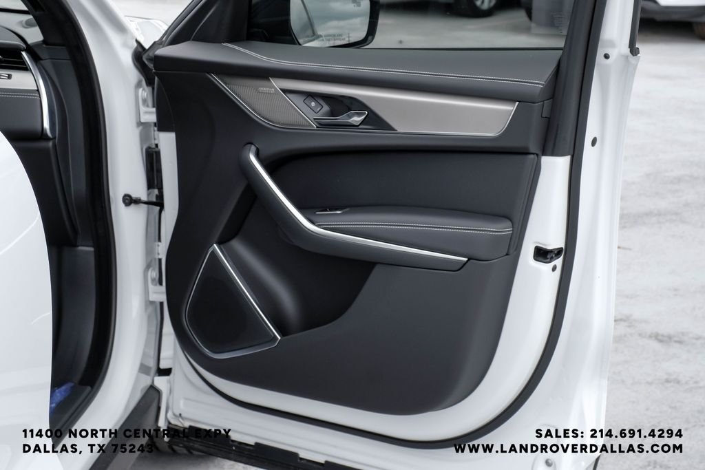 2026 Jaguar F-Pace R-Dynamic S - Photo 46