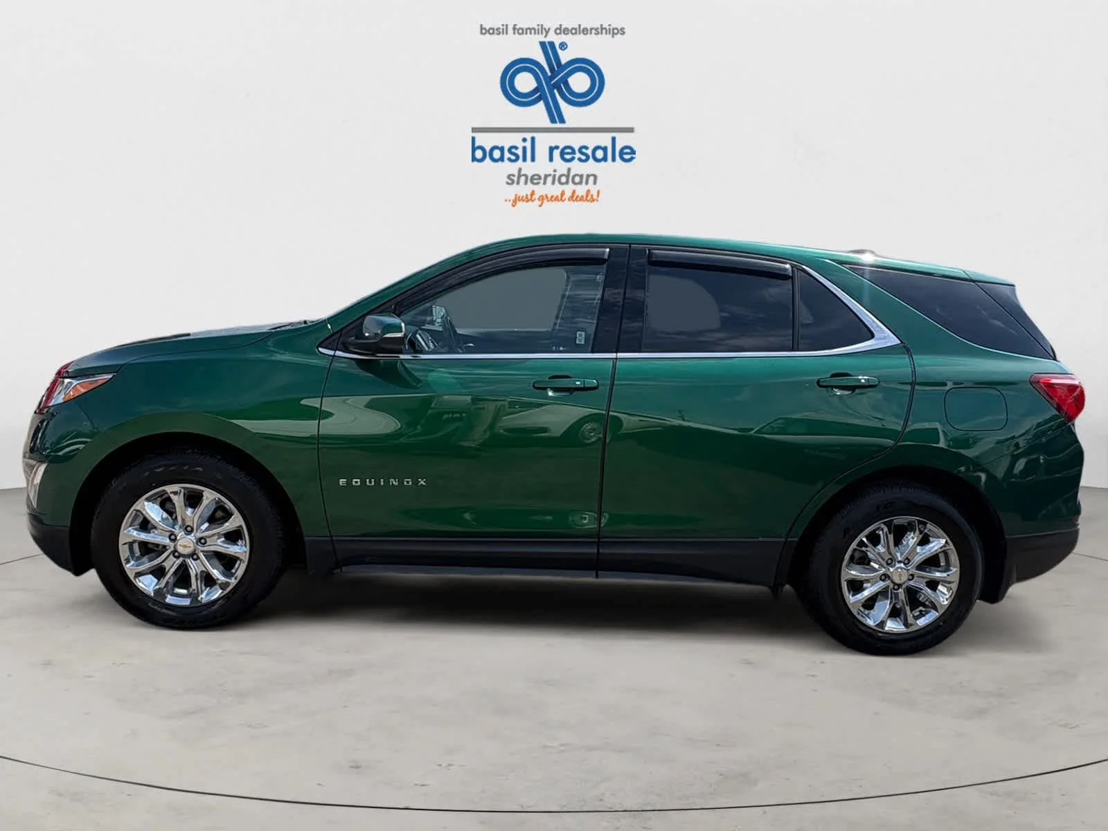 Used 2018 Chevrolet Equinox LT with VIN 2GNAXJEV5J6320764 for sale in Depew, NY