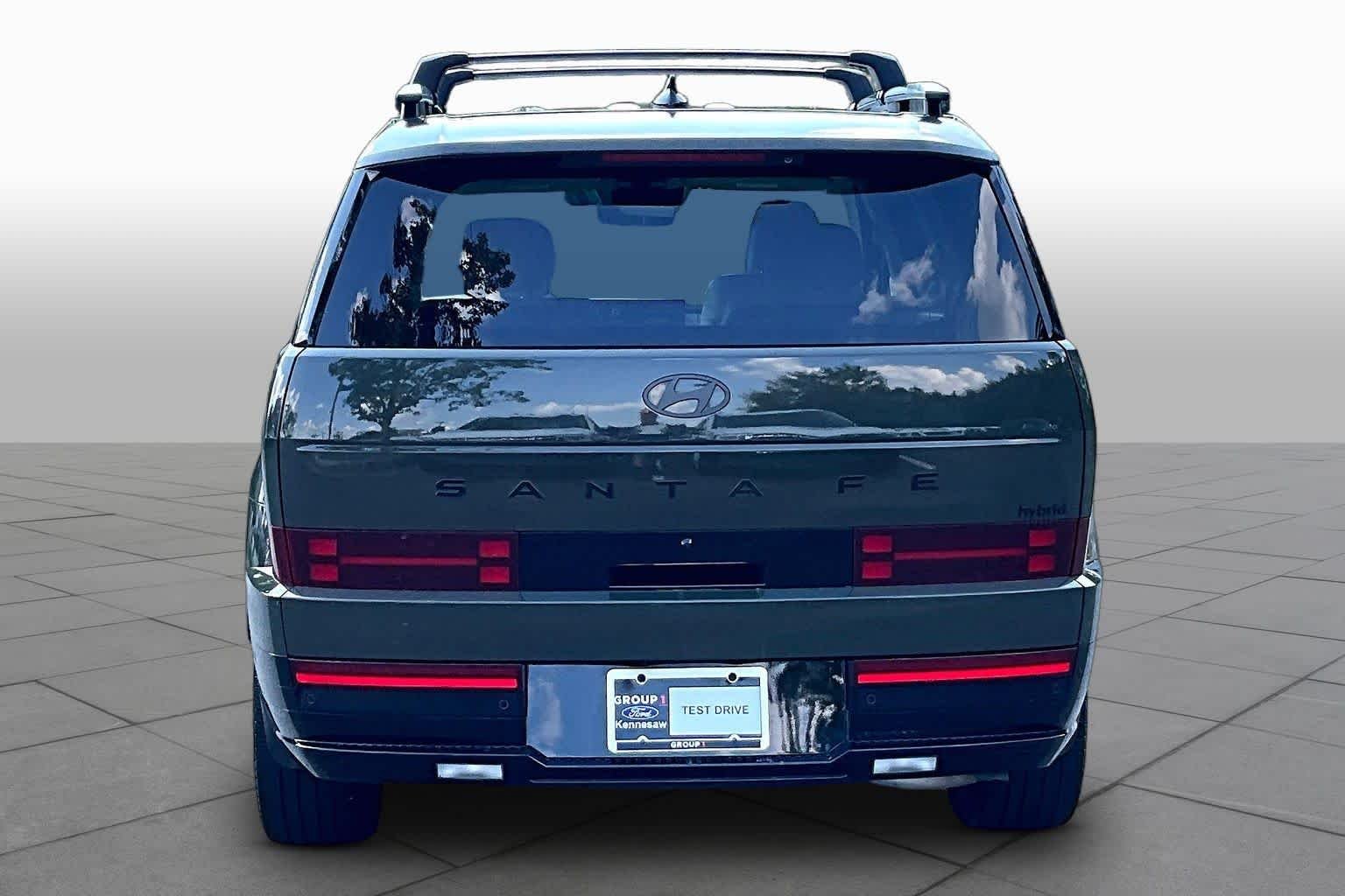 Used 2025 Rockwood Green Hyundai Calligraphy image 5