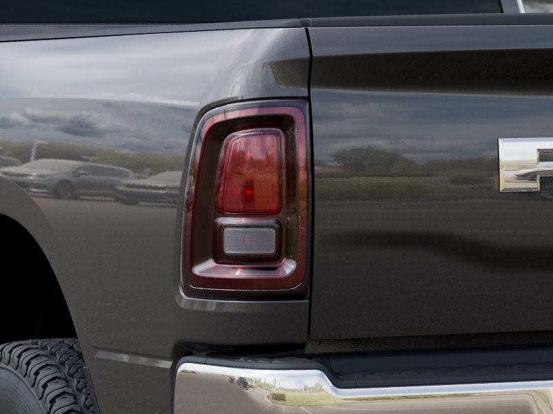 New 2026 Granite Crystal Metallic Clear-Coat Exterior Paint RAM Tradesman image 27