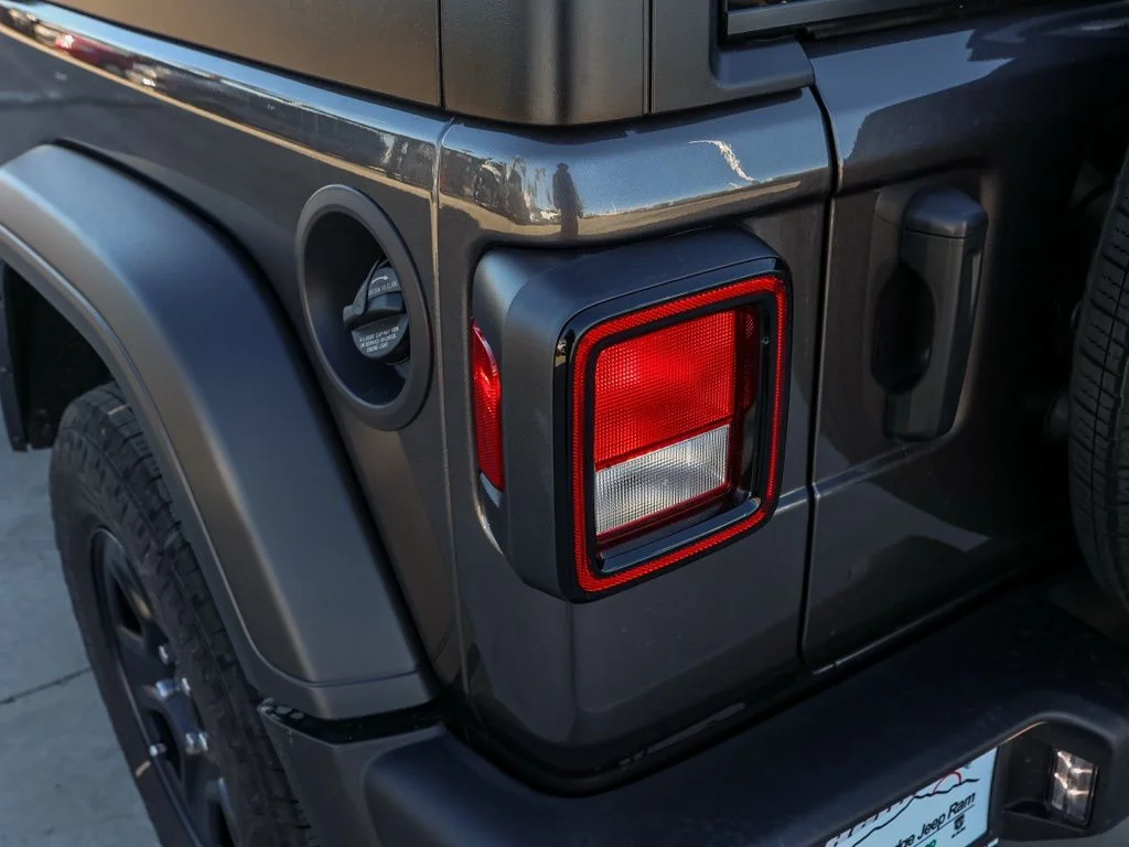 New 2026 Granite Crystal Metallic Clear-Coat Exterior Paint Jeep Sport image 6