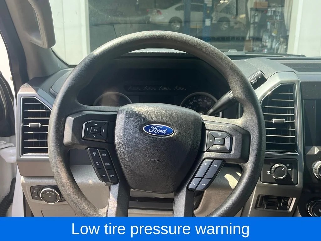 2021 Ford F-350 Super Duty XLT - Photo 17