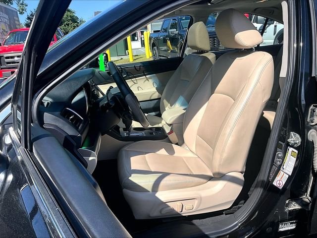 Used 2017 Black Subaru 2.5i image 21