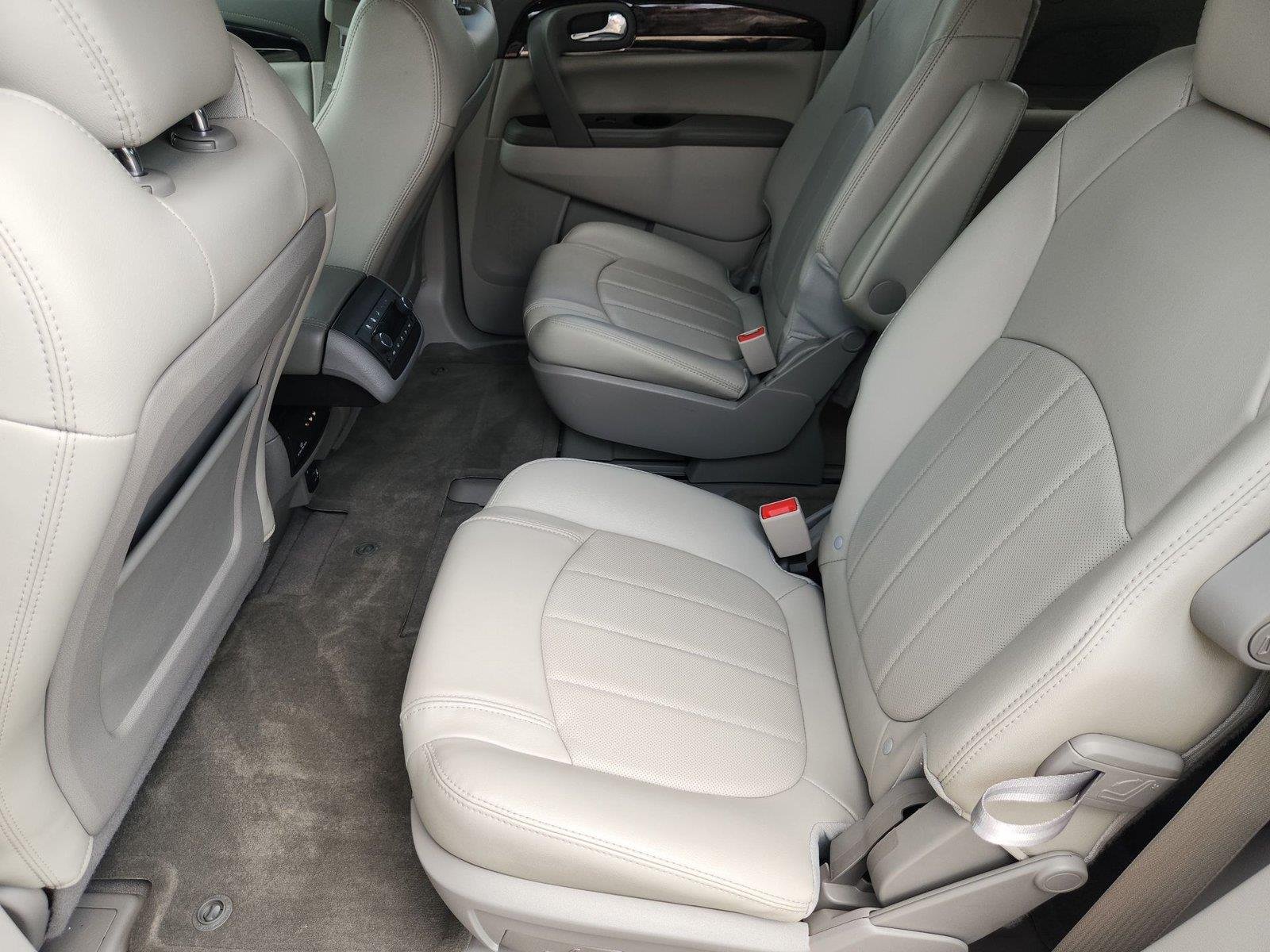 2017 Buick Enclave Premium - Photo 25