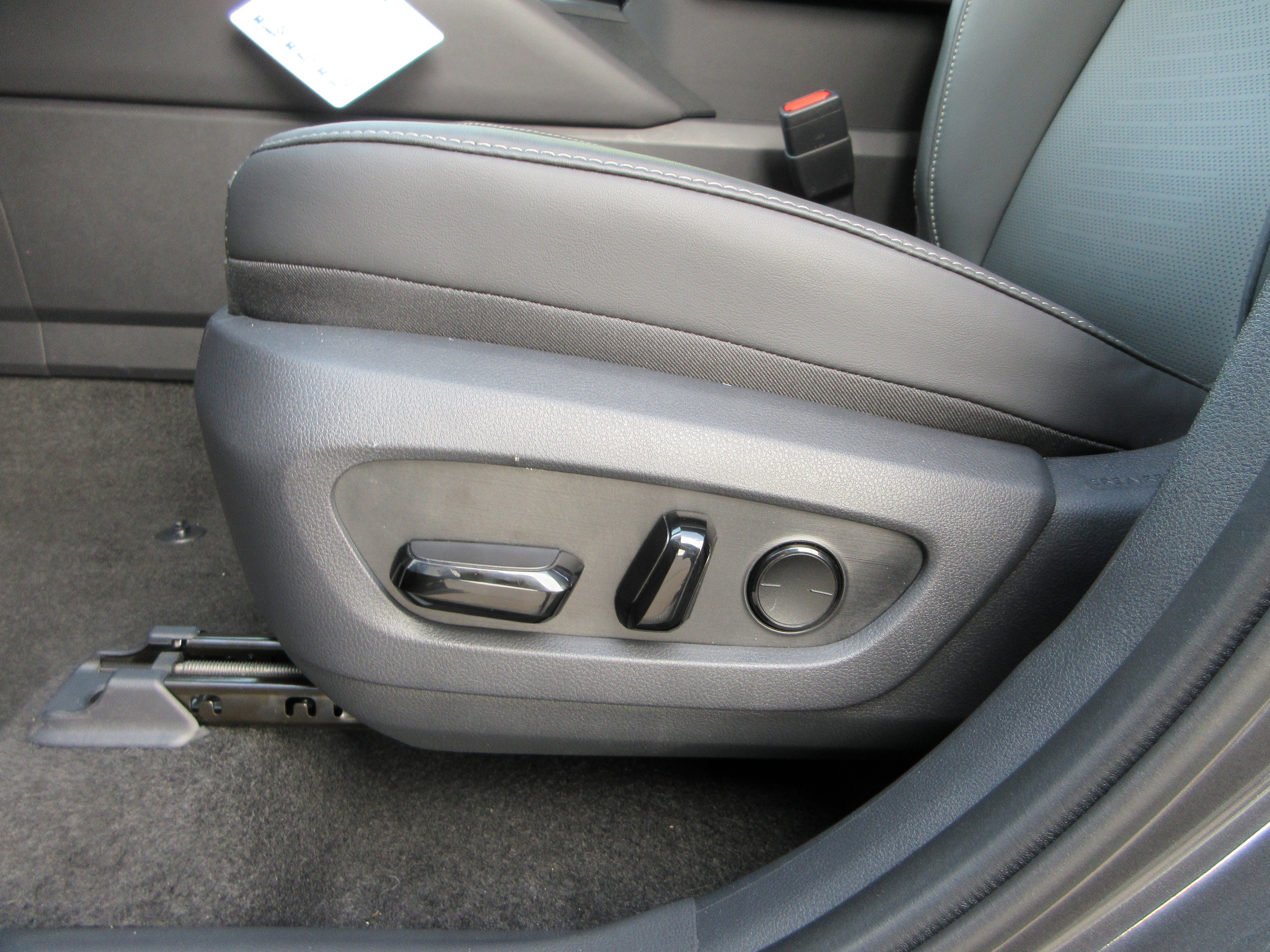 New 2026 Cloudburst Gray Lexus PREMIUM AWD image 34