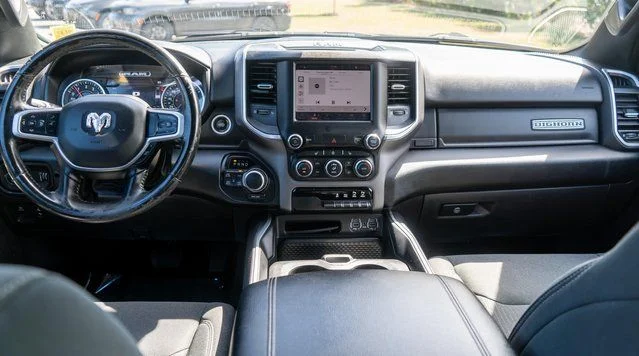 Used 2022 Black Ram Big Horn/Lone Star image 14