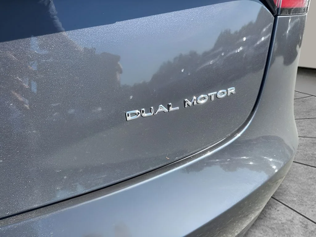 Used 2021  Tesla Long Range image 36