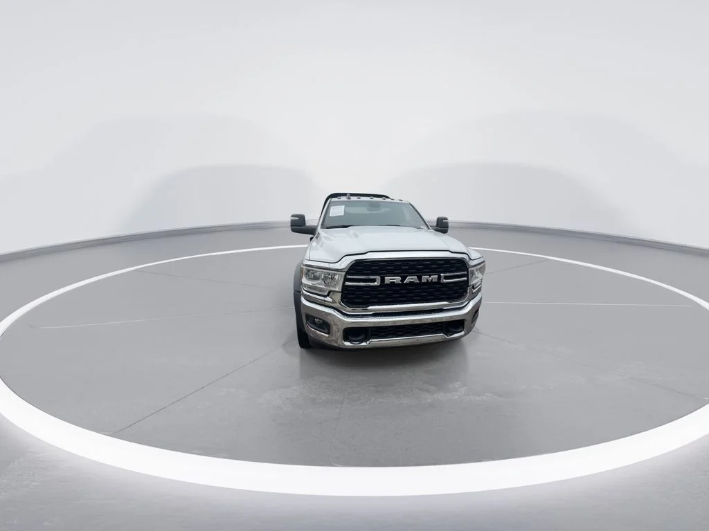 Used 2024 White Ram SLT image 4