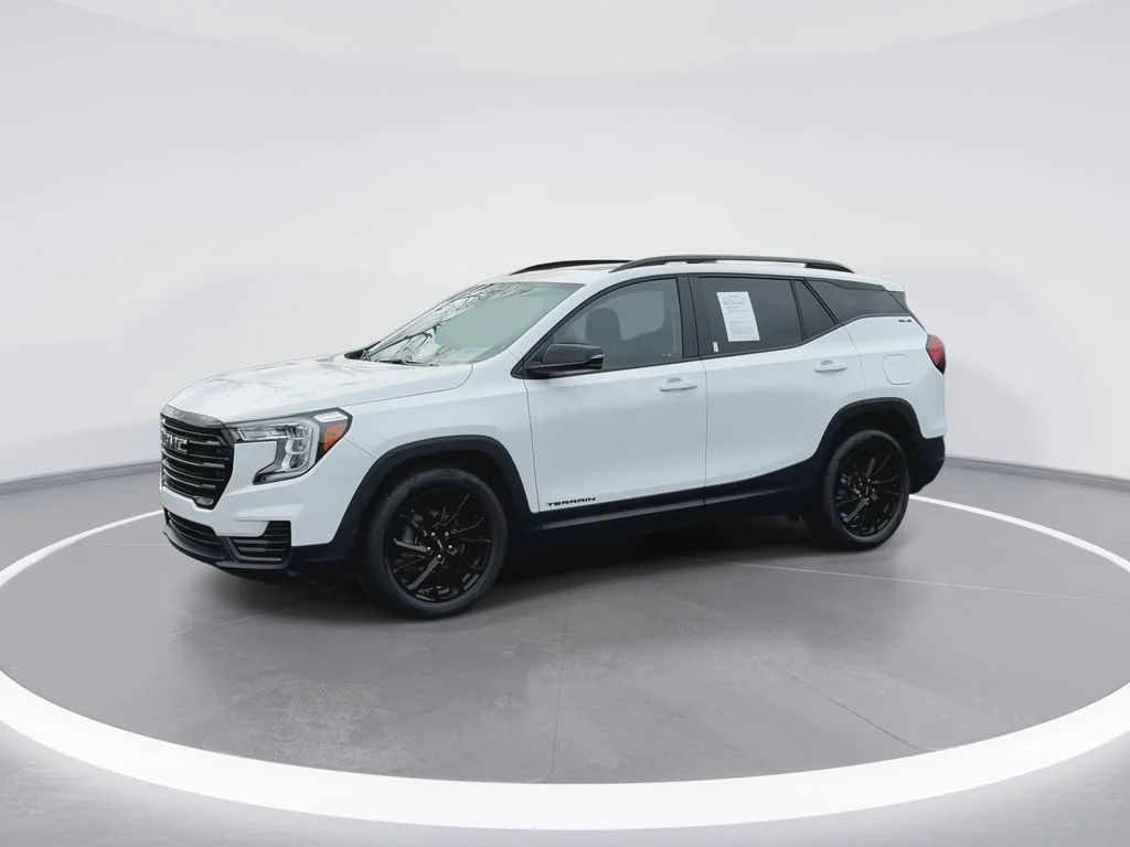Certified Used 2024 White GMC SLE image 4