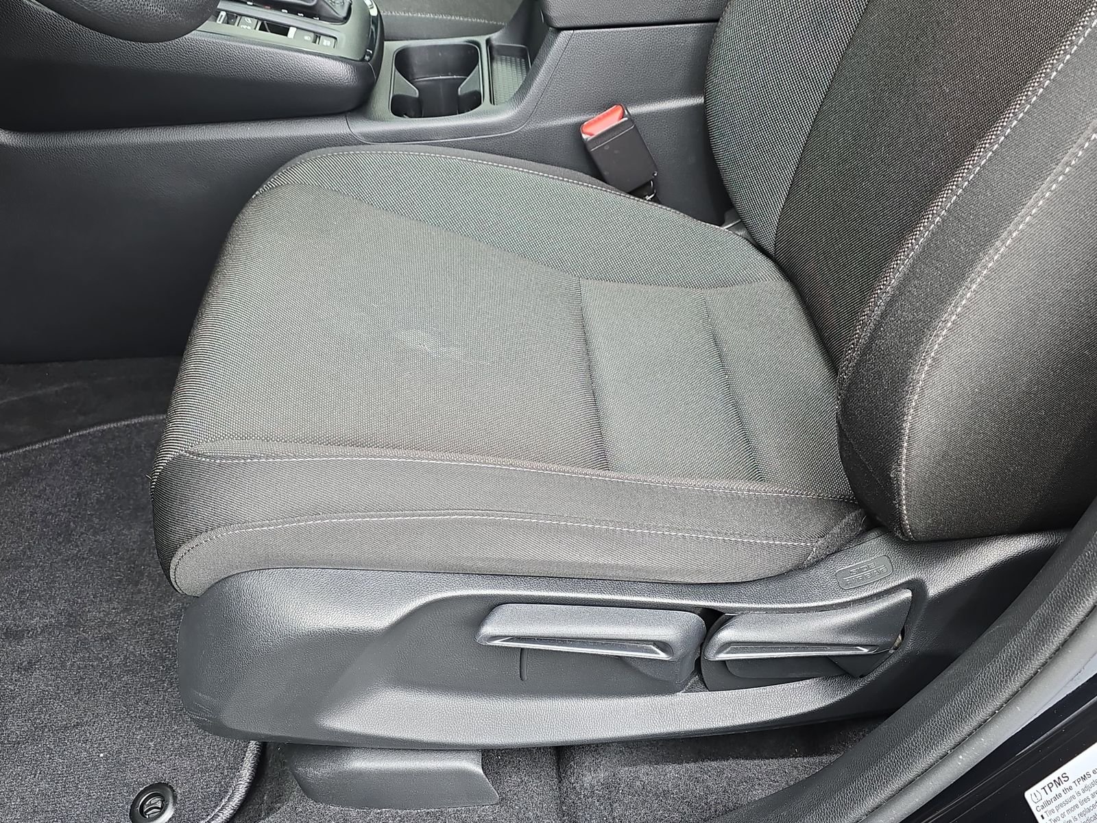 Used 2024  Honda LX image 29