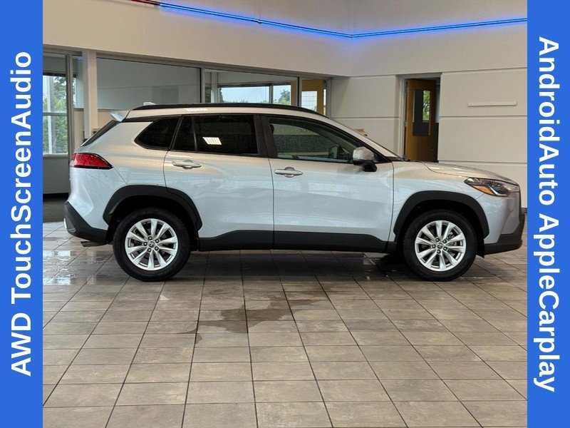 Used 2022 Silver Toyota LE image 2