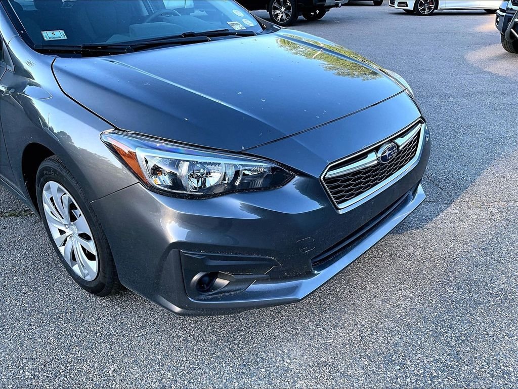Used 2019 Gray Subaru 2.0i image 8