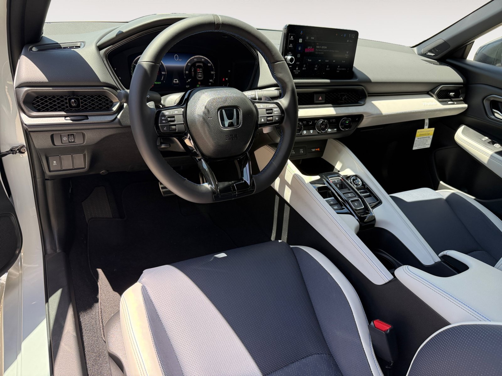 New 2026 Winter Frost Pearl Honda 2-Tone image 15