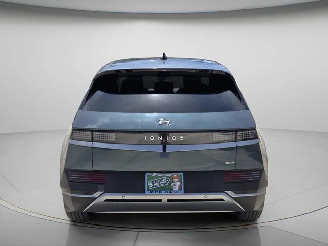 Used 2023 Green Hyundai SEL image 6