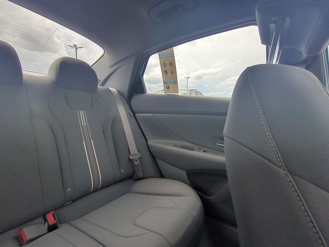 Certified Used 2025 White Hyundai SEL Sport image 15