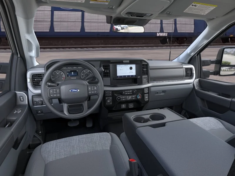 New 2026 Oxford White Ford F-250® XLT image 9