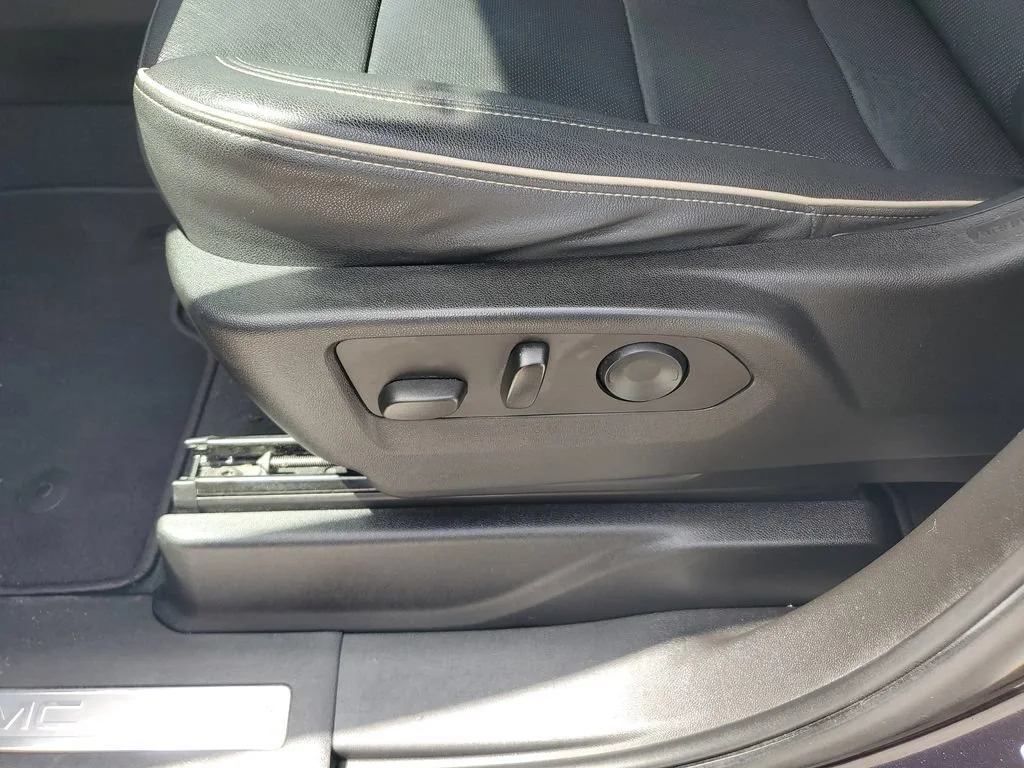 Used 2023 Titanium Rush Metallic GMC SLT image 16