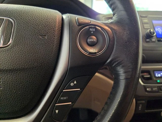 Used 2017 Red Honda RTL image 23