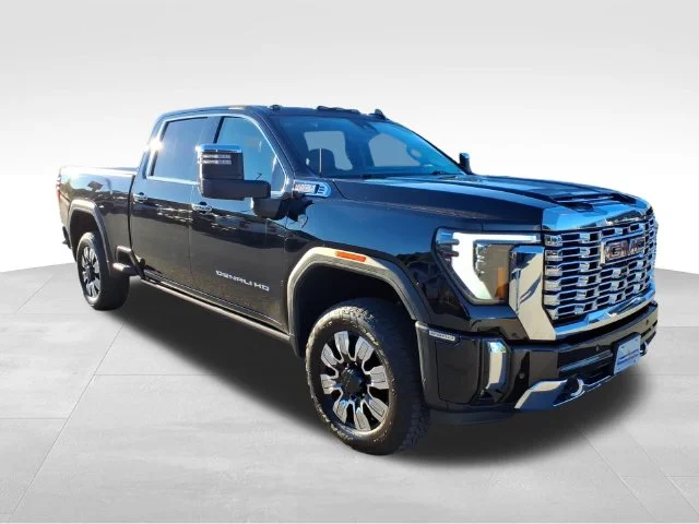 Used 2024 Black GMC Denali image 13
