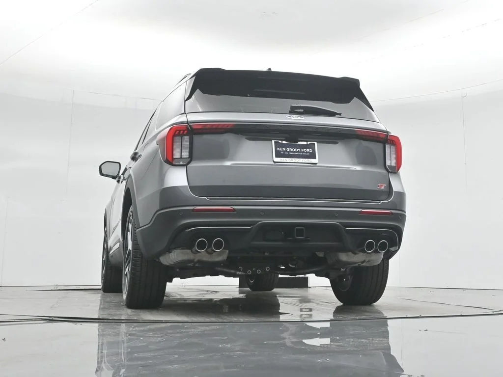 New 2026 Carbonized Gray Metallic Ford ST image 51