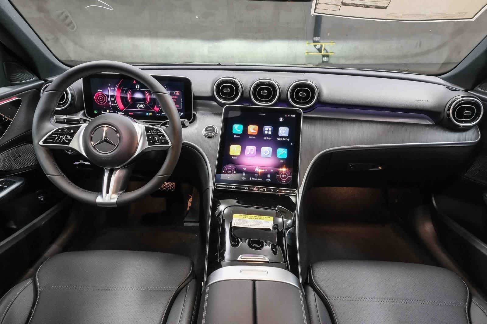 Nuevo Mercedes-Benz C 300 2026 en color gris grafito metalizado, imagen 14.