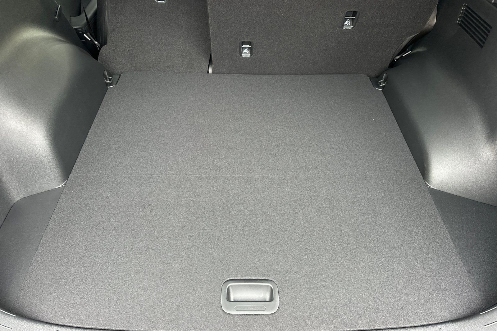 New 2026 Snow White Pearl Kia EX image 11