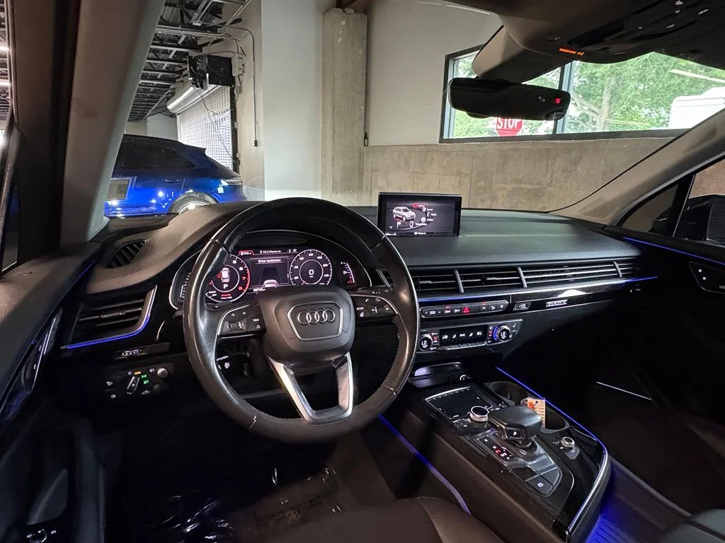 Used 2018 Orca Black Metallic Audi 3.0T Prestige image 14