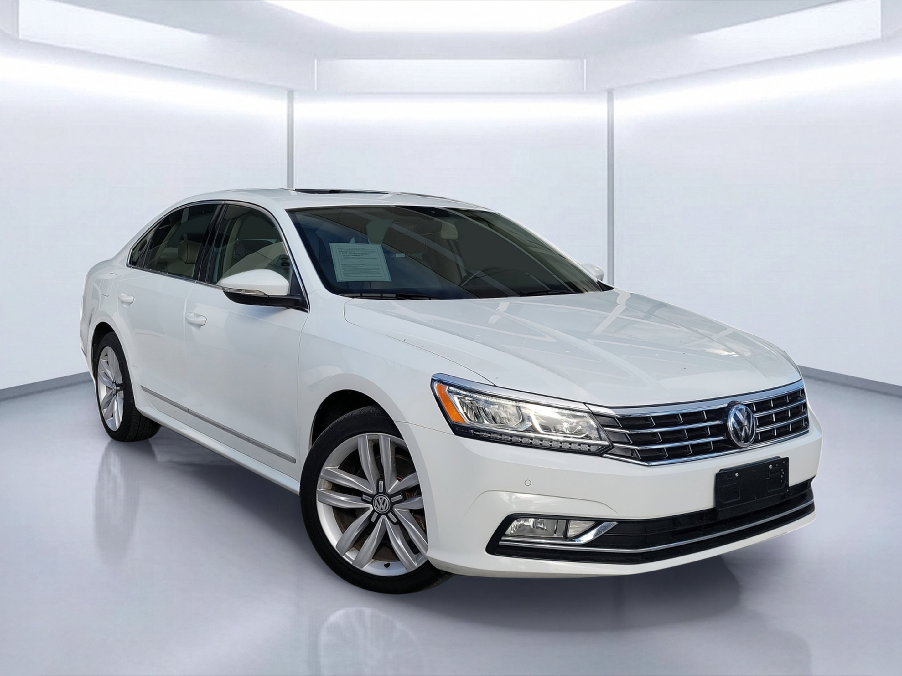 2017 Volkswagen Passat 1.8T SE w/Technology