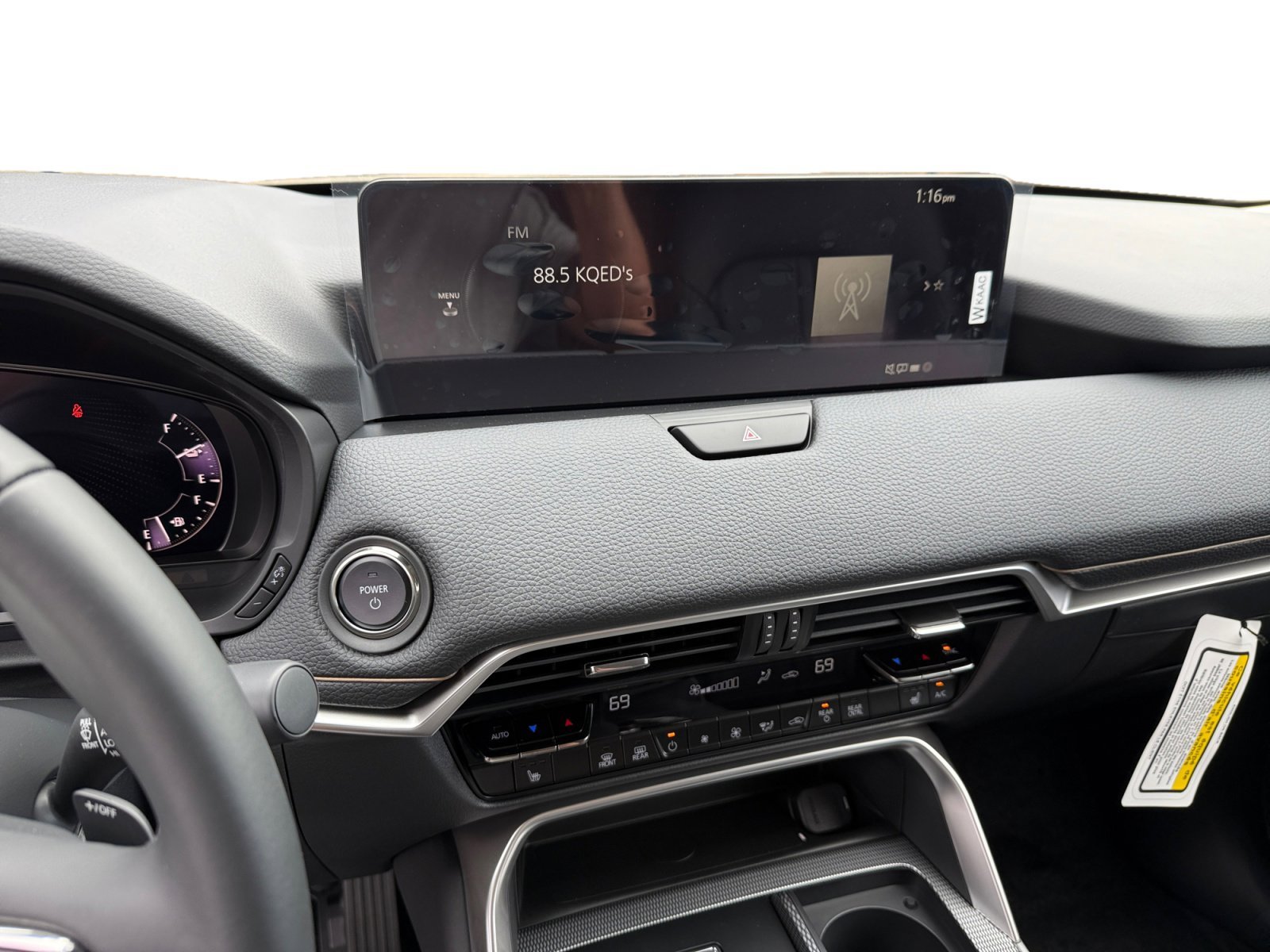 New 2025 Rhodium White Premium Mazda Premium Package image 12