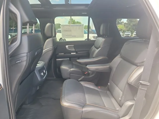 New 2025 White Metallic Ford Tremor image 16
