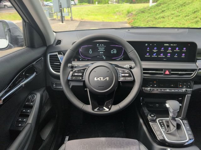 New 2026 Steel Gray Kia S image 13