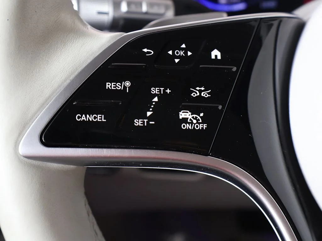 Used 2023 Black Mercedes-Benz 450 image 50