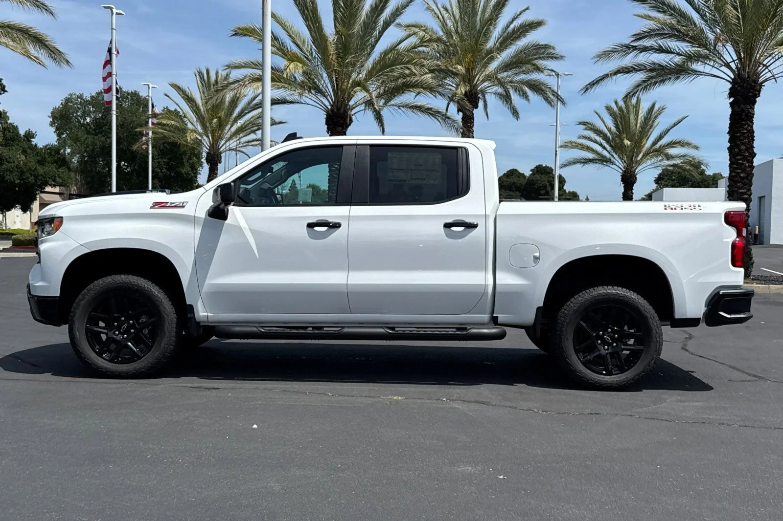 2026 Chevrolet Silverado 1500 LT Trail Boss - Photo 6