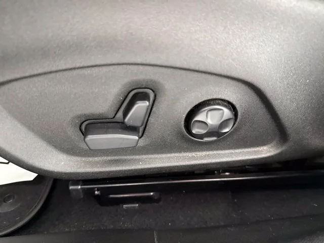 Used 2017 Gray Jeep Limited image 19