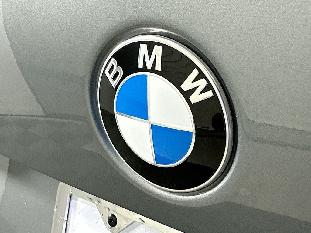 New 2026 Gray Metallic BMW xDrive40i image 22