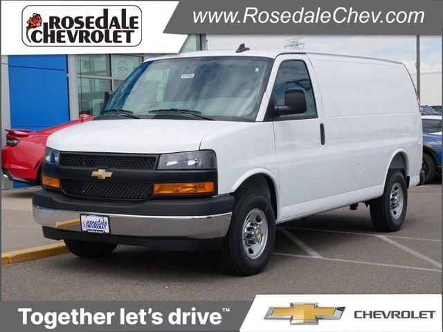 2025 Chevrolet Express 3500 Work Van HD's photo