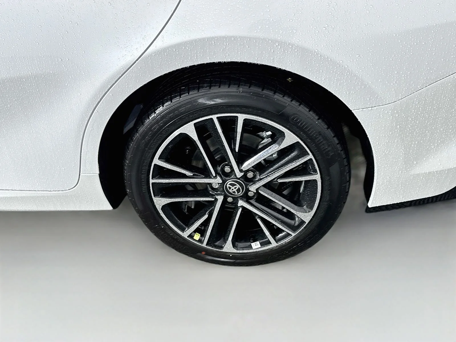 New 2026 Wind Chill Pearl <sup>1</sup> Toyota  XLE AWD image 12