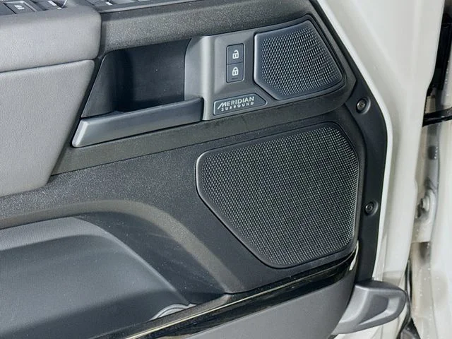 New 2026 Borasco Grey Land Rover  OCTA image 21