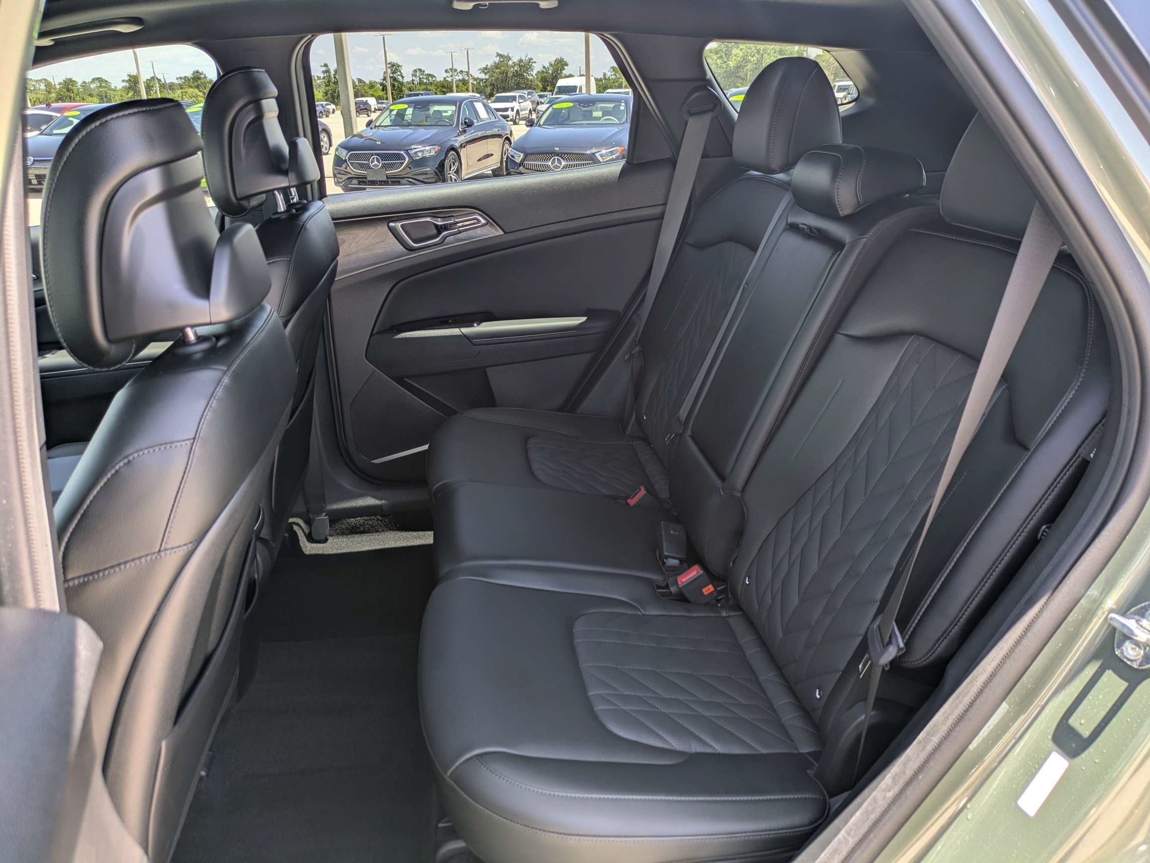 Certified Used 2024 Jungle Green Kia X-Line image 16