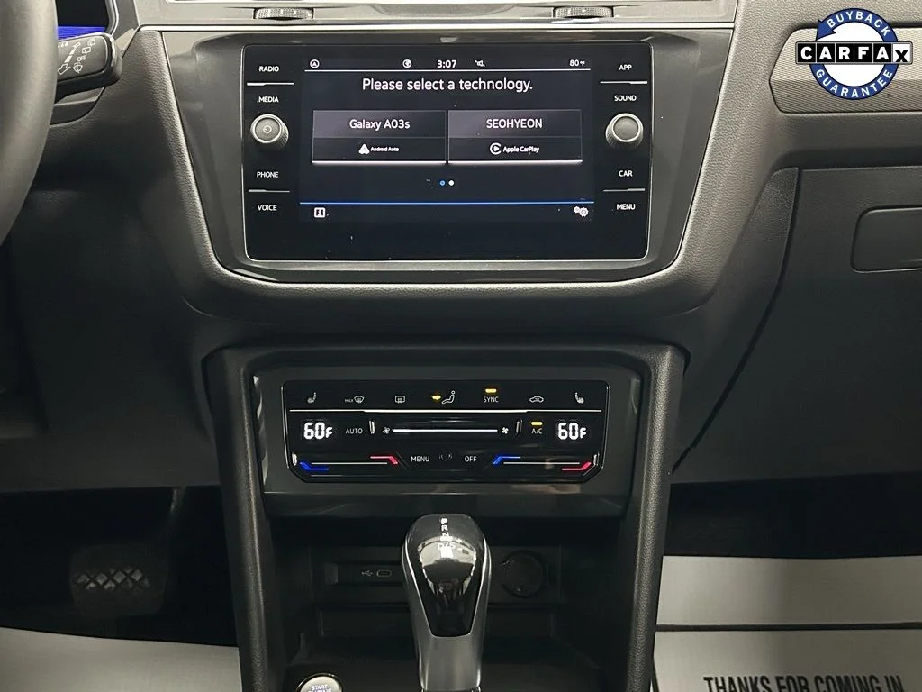 2022 Volkswagen Tiguan SE - Photo 17
